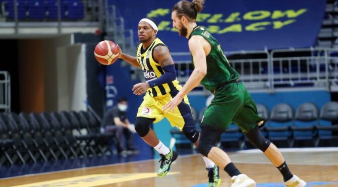 Fenerbahçe’yi De Colo kurtardı