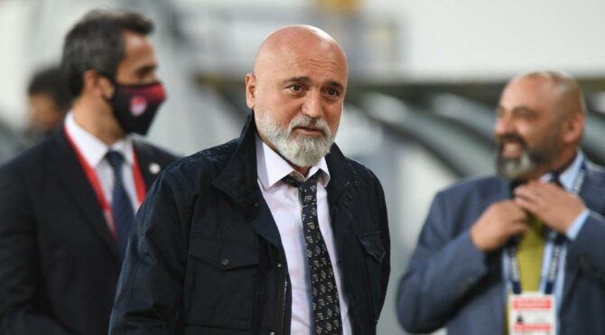 Hikmet Karaman’dan sert tepki: Böyle ağır kararlar vermesine şaşırdım