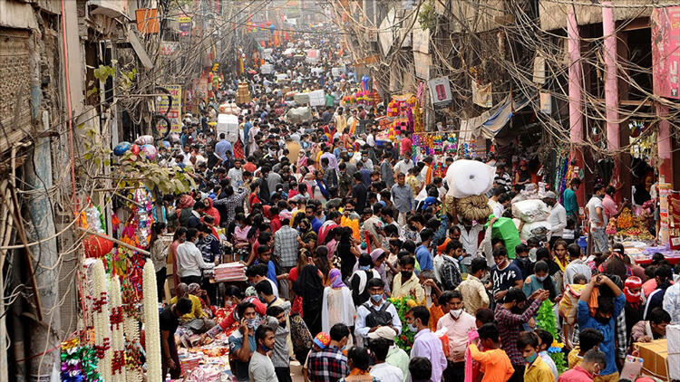 Hindistan’dan dönüş yolculuğu geçici olarak yasadışı ilan edildi, dönenler hapis cezası alabilir