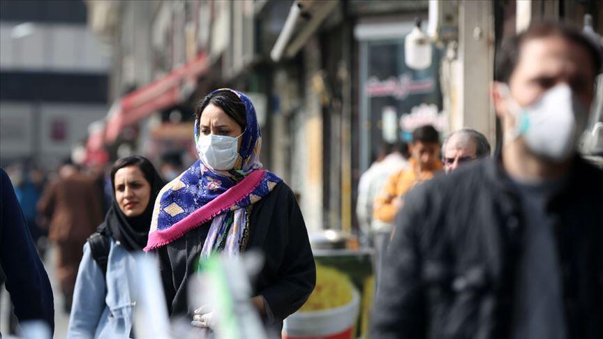 İran'da son 24 saatte 200 kişi Kovid-19'dan hayatını kaybetti