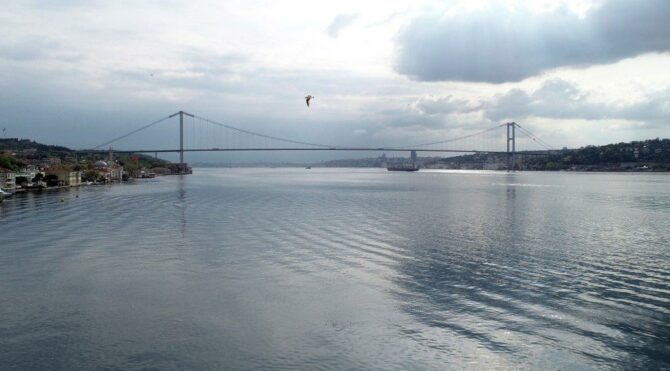 İstanbul’a çifte şok! Corona nedeniyle Şampiyonlar Ligi ve Formula 1 gitti!