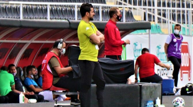 Küme düşen Denizlispor’da teknik direktör Ali Tandoğan: “Oyunculara psikologluk yaptık”