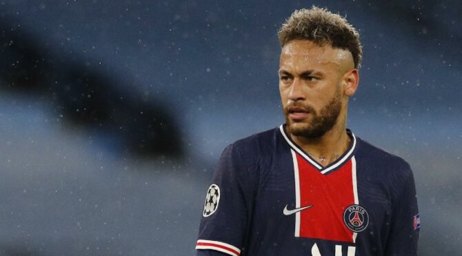 Neymar’dan dört yıllık imza