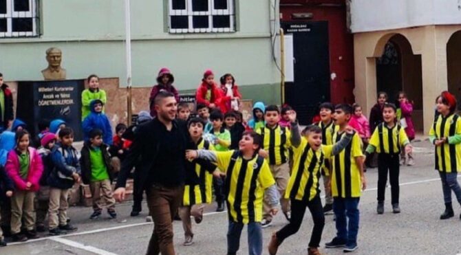Ozan Tufan ve Rojin Tufan’dan örnek hareket