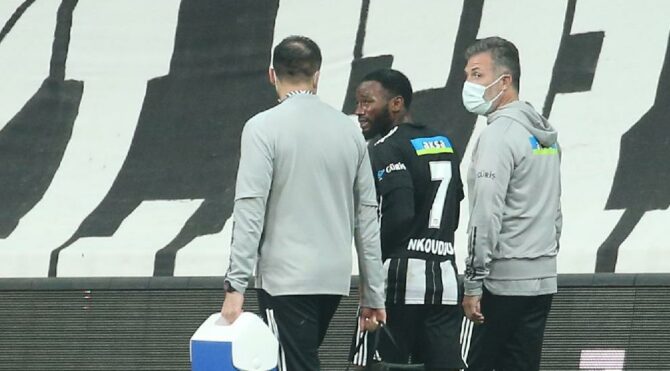 Sakatlanan N’Koudou için Beşiktaş’tan açıklama