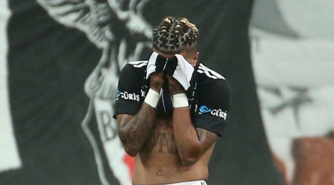 Süper Lig’de şampiyonluk yarışı yine karıştı! Beşiktaş Galatasaray ve Fenerbahçe…