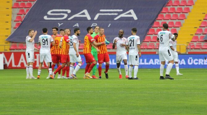 Süper Lig’in düşme hattında nefesler tutuldu