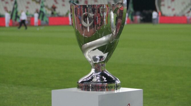 Türkiye Kupası finali öncesi ortalık karıştı! Antalyaspor ve Sivasspor’dan sert açıklamalar