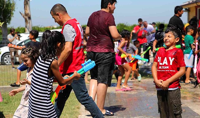 42 derecede su savaşıyla serinlediler
