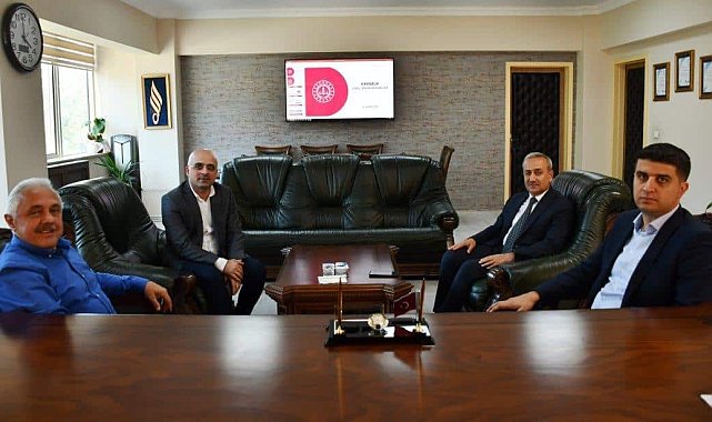 Akbaş, kentteki eğitim çalışmalarıyla ilgili bilgilendirmede bulundu