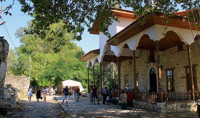 Antik kentte unutulmaya yüz tutmuş meslekler yaşatılacak