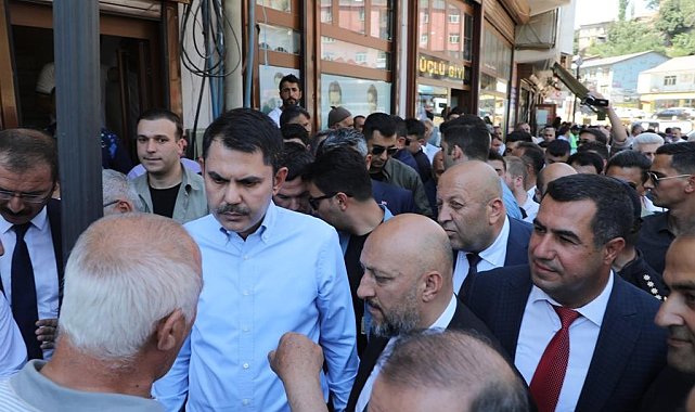 Bakan Kurum: "Şanlı ecdadımıza borcumuzu hep birlikte ödüyoruz"