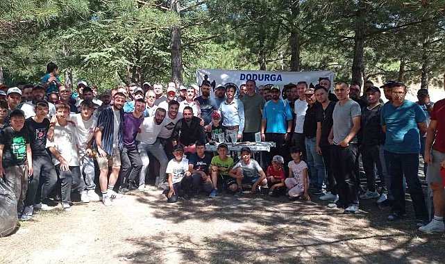 Balık tutma turnuvası büyük ilgi gördü