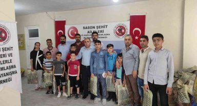 Batman'da 118 şehit ve gazi çocuğuna bayramlık kıyafet dağıtıldı