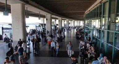 Bayram öncesi bin araç terminalden çıkıyor