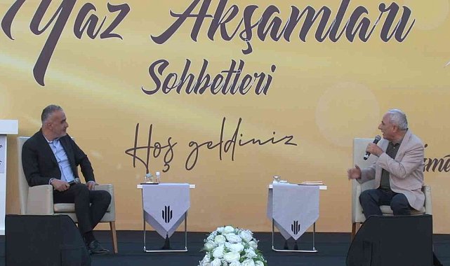 Bekir Develi ile Nurullah Genç 'Yaz Akşamları Sohbetleri'nde Ümraniyelilerle buluştu