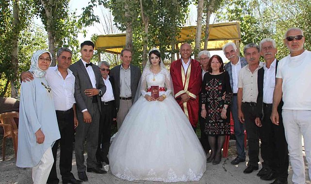 Belediye Başkanı Altın nikah kıydı