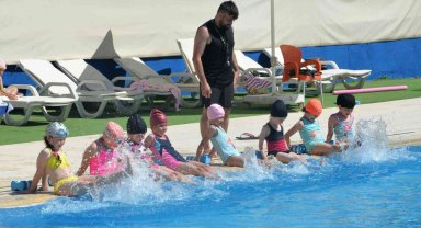 Bozüyük'te ücretsiz yaz spor okullarında dersler başladı