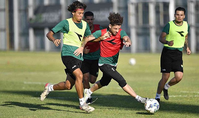 Bursaspor'da maç antrenmanı devam ediyor