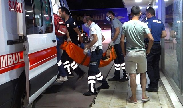 Çocuklarını görmeye gittiği evde eşine dehşeti yaşattı
