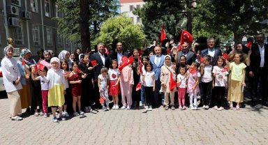 Develi'de ilçe protokolü bayramlaştı