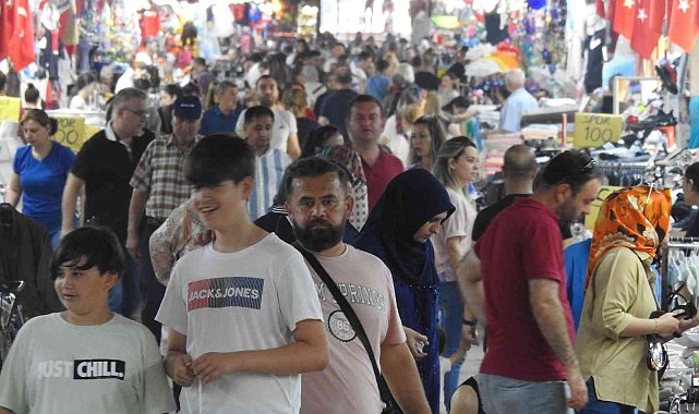 Edirne kırmızıya boyandı, hem esnaf hem vatandaşlar tedbirlere uyum istiyor
