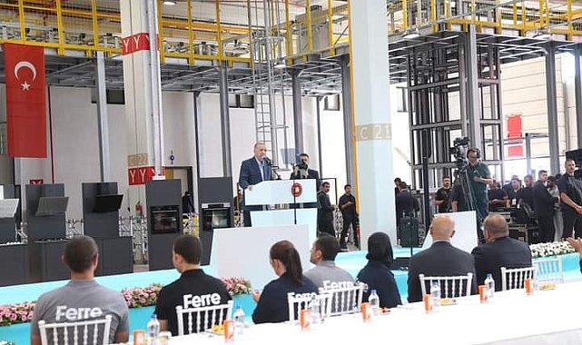 Erdoğan: "2022 Temmuz ayından itibaren uygulanacak asgari ücreti 5 bin 500 olarak belirledik. Yılbaşında bu tabloyu yeniden değerlendireceğiz"