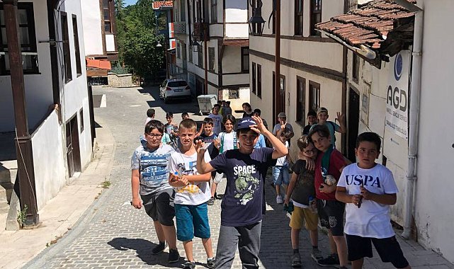 Genç gezginler unutulmaz bir deneyim yaşadı