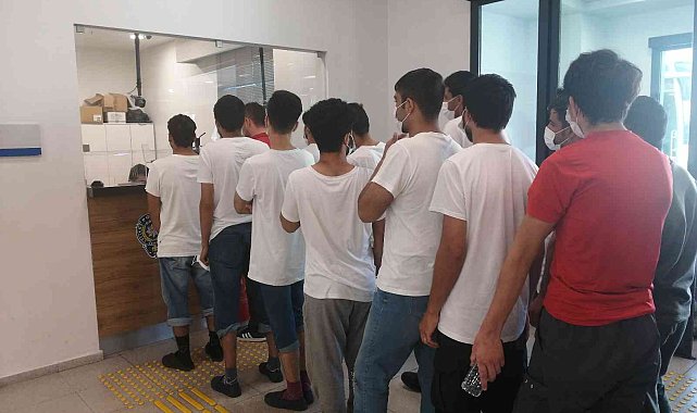 İki günde 592 düzensiz Afgan göçmen sınır dışı edildi