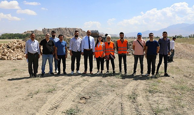 İpekyolu Belediyesinin 'Sahil Bandı' projesi start aldı
