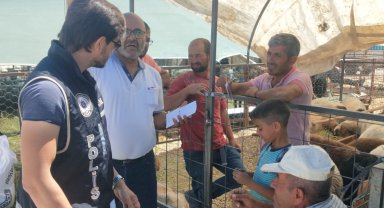 Karaman'da kurban pazarında broşürlü sahte para uyarısı