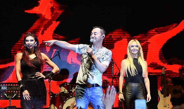 Kayısı Festivali, Eypio ve Serdar Ortaç konserleriyle sona erdi