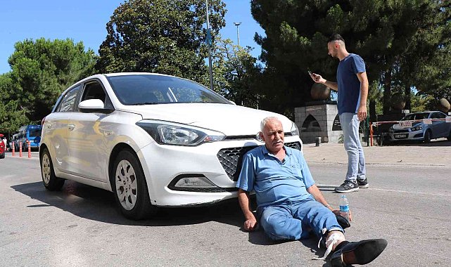Kazada yaralanan motosiklet sürücüsünün sağduyusu takdir topladı