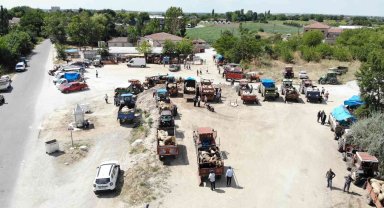Kırklareli'nde kurbanlıklar alıcısını bekliyor
