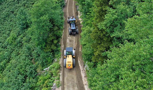 Kırsal mahallelerde yol çalışmaları devam ediyor