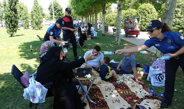 Maltepe'de polis ekiplerinden sahil ve ormanlık alanda mangal denetimi