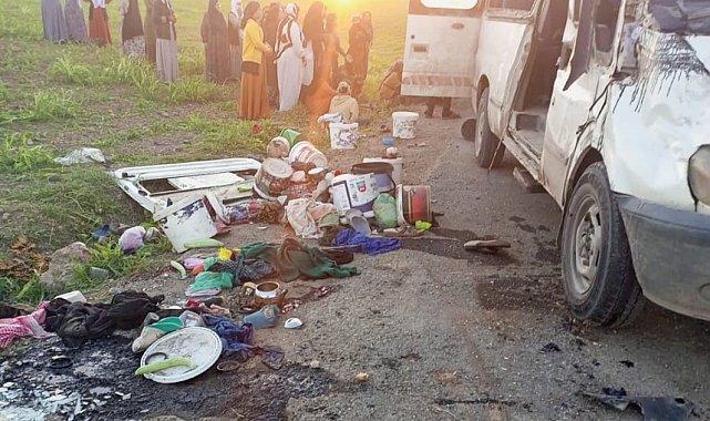 Mardin'de tarım işçilerini taşıyan araç kaza yaptı: 2 ölü, 17 yaralı