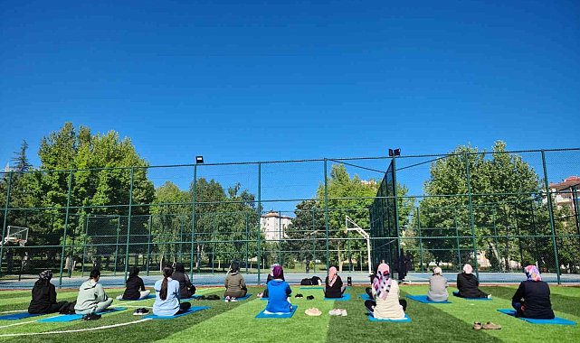 Melikgazi sağlıklı yaşam için güne sporla başlıyor