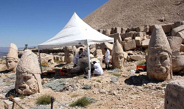 Nemrut Dağı'ndaki heykellere 'nano kireç' dolgusu