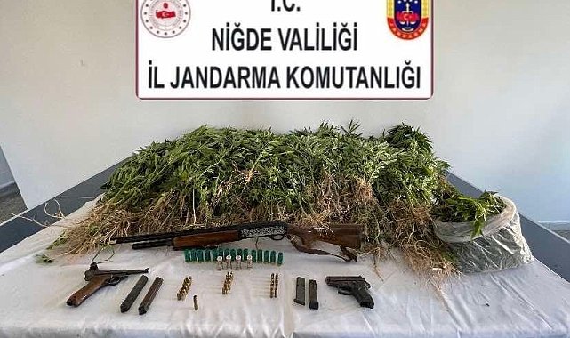 Niğde'de 1 kilo uyuşturucu ele geçirildi
