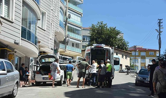 Önüne aniden çıkan 5 yaşındaki çocuğa çarptı