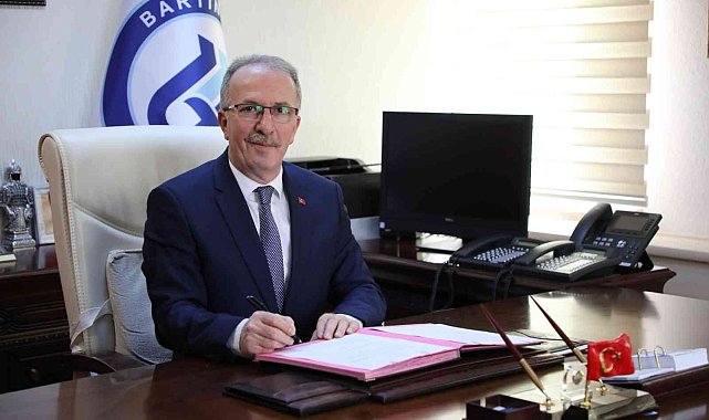 Rektör Uzun'dan "Gazeteciler ve Basın Bayramı" mesajı