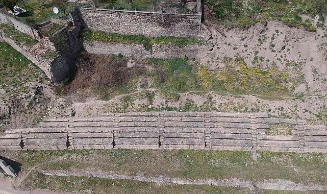 Roma dönemine ait stadion turizme kazandırılacak