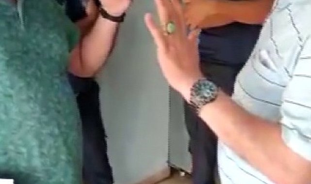 Ruhsatı olmayan kasaba tutulan tutanak, memur ile başkanı karşı karşıya getirdi