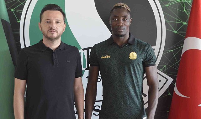 Sakaryaspor, Patrick Banza ile sözleşme imzaladı