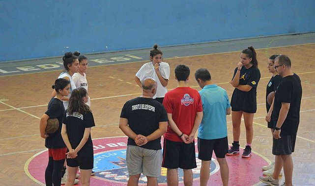 Seçmelere katılan sporculara Turgutlu Belediyespor'dan anlamlı hareket