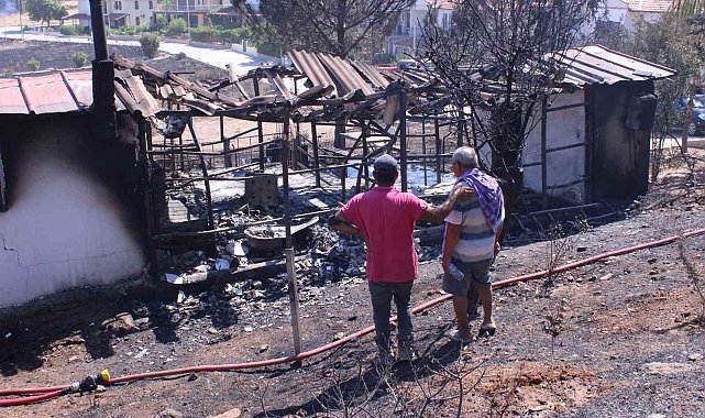 Seferihisar yangınını söndürme çalışmaları iyiye gidiyor