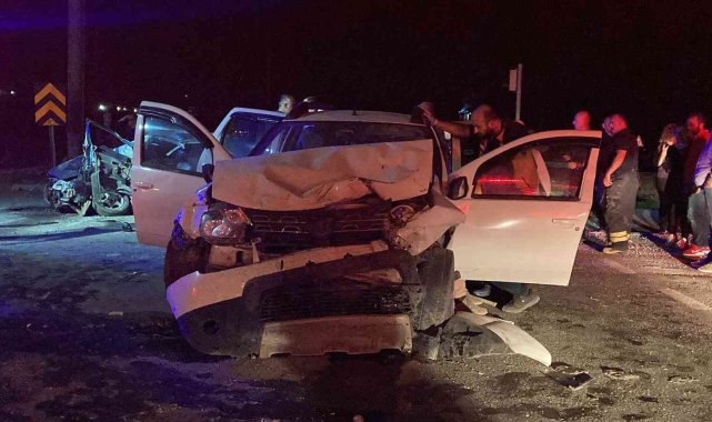 Sivas'ta trafik kazası: 10 yaralı