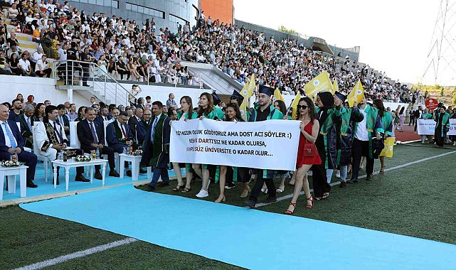 SUBÜ mezunlarını coşkulu törenle uğurladı