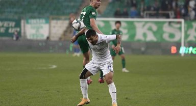 Tuğbey Akgün: "Bursaspor'dan maalesef ayrılıyorum"